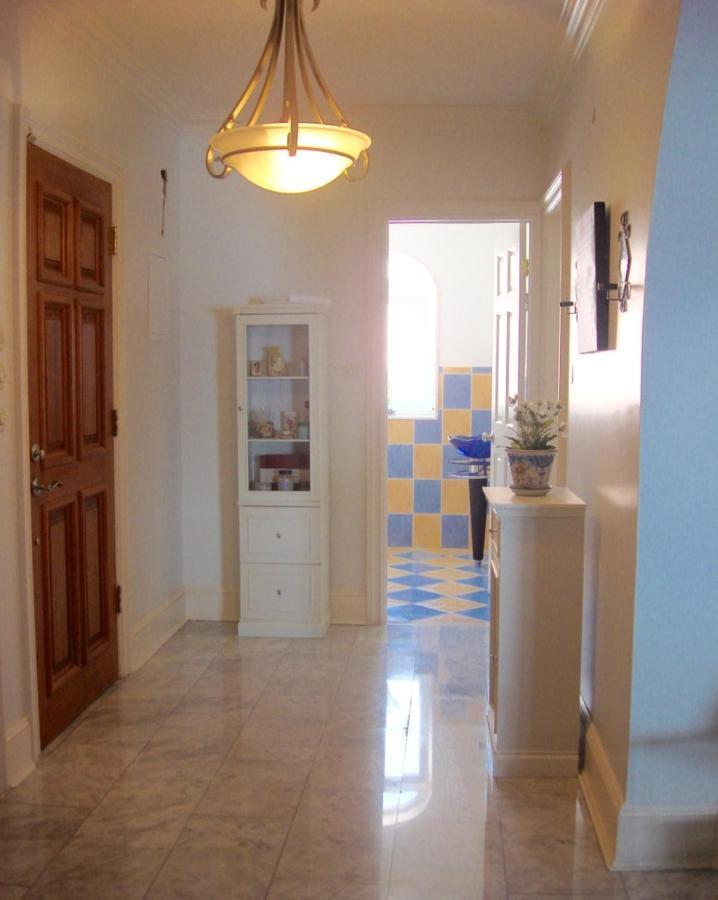 אומיס Apartments Lozina On The Beach מראה חיצוני תמונה