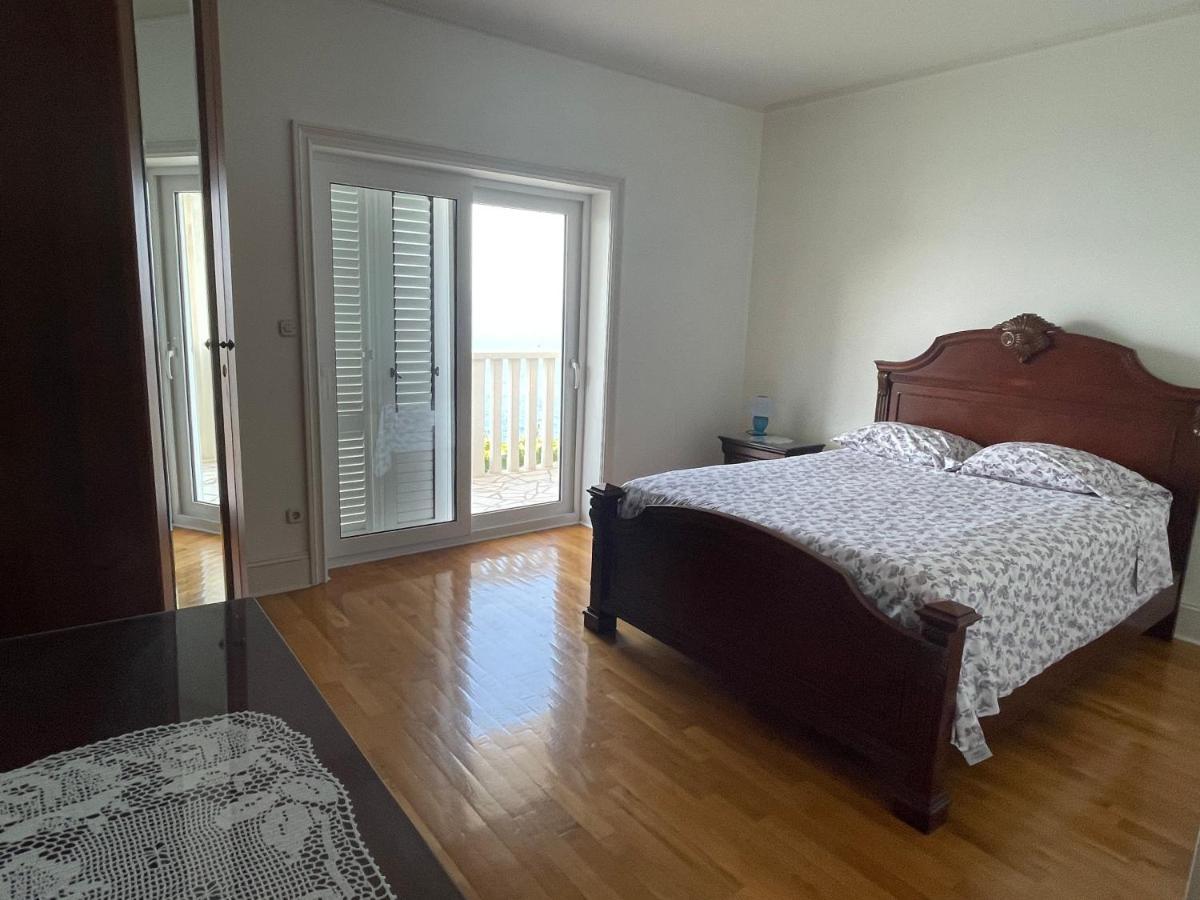 אומיס Apartments Lozina On The Beach מראה חיצוני תמונה