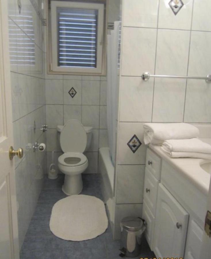אומיס Apartments Lozina On The Beach מראה חיצוני תמונה